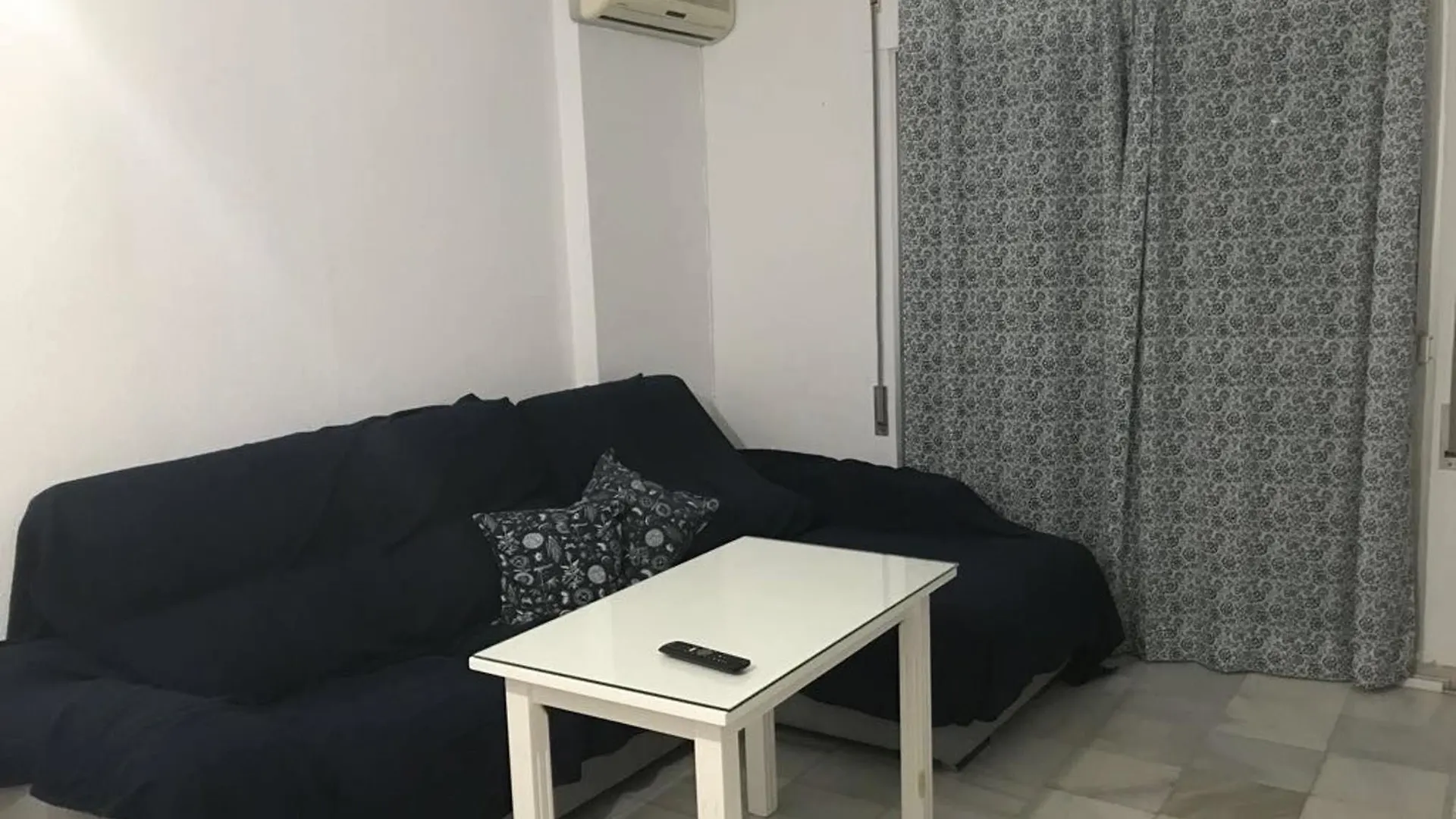 Apartment With 2 Bedrooms In Jerez De La Frontera, With Terrace And Wi